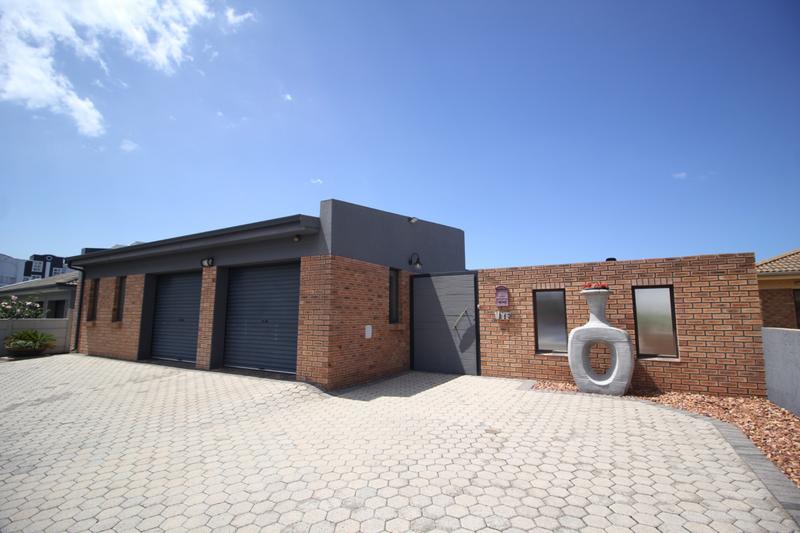 4 Bedroom Property for Sale in Reebok Western Cape